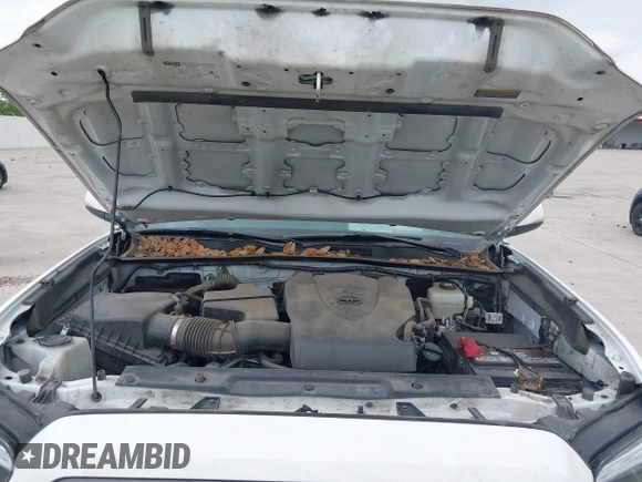 2022 Toyota Tacoma SR z VIN 3TMCZ5AN7NM493268, wystawiony jako IAAI lot #42041593 z przebiegiem 100 589 mil mil oraz . Historia ofert i sprzedaży dostępna na DreamBid. Obrazek 10.