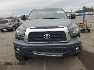 2008 Toyota Tundra Limited z VIN 5TFEV58158X047979, wystawiony jako Copart lot #46317935 z przebiegiem 180 267 mil mil oraz Szkoda całkowita • Salvage title. Historia ofert i sprzedaży dostępna na DreamBid. Obrazek 5.