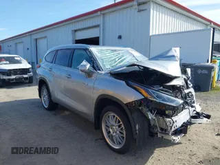 2021 Toyota Highlander Hybrid Limited с VIN 5TDDBRCH4MS522277, выставлен на аукционе IAAI как лот 41682387 с пробегом 21 733 миль миль и . История ставок и продаж доступна на DreamBid. Изображение 1.