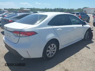 2024 Toyota Corolla LE with VIN 5YFB4MDE3RP145319, listed as a IAAI auction lot 41947955 with 17,034 mi miles. Bid and sale history available at carsss.com. Image 4.