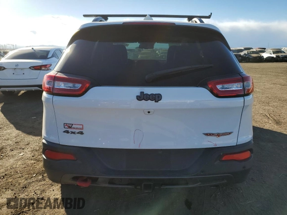 2017 Jeep Cherokee Trailhawk L Plus with VIN 1C4PJMBS3HD214387, listed as a Copart auction lot 43156585 with 84,246 mi miles and Salvage Title. Bid and sale history available at carsss.com. Image 6.