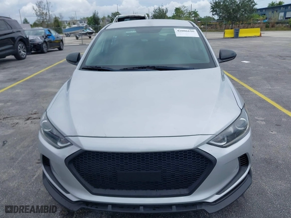2018 Hyundai Elantra SE with VIN KMHD74LF8JU471498, listed as a IAAI auction lot 42006616 with 76,147 mi miles. Bid and sale history available at carsss.com. Image 6.