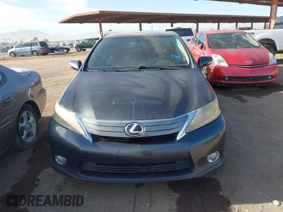 2010 Lexus HS 250h z VIN JTHBB1BA8A2034027, wystawiony jako IAAI lot #41551228 z przebiegiem 304 411 mil mil oraz . Historia ofert i sprzedaży dostępna na DreamBid. Obrazek 12.