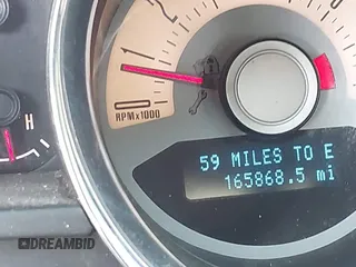 2011 Ford Mustang V6 с VIN 1ZVBP8EM6B5156965, выставлен на аукционе IAAI как лот 42600093 с пробегом 165 868 миль миль и . История ставок и продаж доступна на DreamBid. Изображение 15.