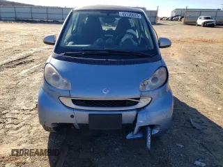2011 Smart fortwo Pure with VIN WMEEJ3BA3BK432164, listed as a Copart auction lot 43130025 with 72,440 mi miles and Salvage title. Bid and sale history available at DreamBid. Image 5.