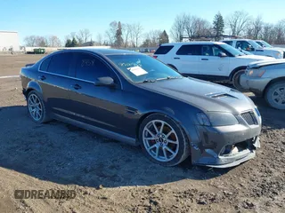 2008 Pontiac G8 GT with VIN 6G2EC57Y08L129427, listed as a IAAI auction lot 41508458 with 239,187 mi miles. Bid and sale history available at carsss.com. Image 1.