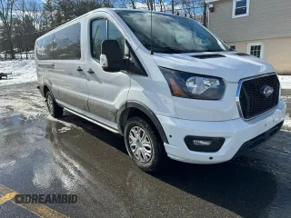 2024 Ford Transit Passenger XL с VIN 1FBAX2YG8RKA21603, выставлен на аукционе Copart как лот 44740795 с пробегом 10 961 миль миль и На запчасти • Non repairable. История ставок и продаж доступна на DreamBid. Изображение 4.