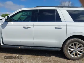 2021 Ford Expedition Max XLT z VIN 1FMJK1HT3MEA20184, wystawiony jako IAAI lot #41858965 z przebiegiem 50 548 mil mil oraz . Historia ofert i sprzedaży dostępna na DreamBid. Obrazek 14.