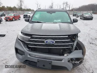 2024 Ford Explorer XLT with VIN 1FMSK8DH8RGA37881, listed as a IAAI auction lot 41187864 with 7,492 mi miles. Bid and sale history available at carsss.com. Image 12.