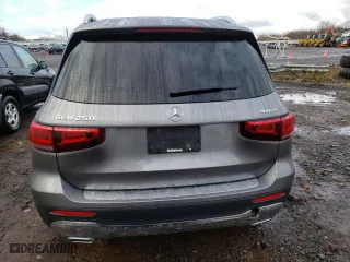 2020 Mercedes-Benz GLB with VIN WDC4M4HB8LW008734, listed as a Copart auction lot 67641352 with 37,354 mi miles. Bid and sale history available at carsss.com. Image 6.
