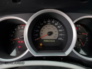2010 Toyota Tacoma with VIN 5TEPX4EN6AZ686553, listed as a Copart auction lot 80257234 with 148,788 mi miles and Salvage title. Bid and sale history available at DreamBid. Image 9.