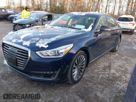 2018 Genesis G90 3.3T Premium with VIN KMHG34JA5JU043341, listed as a IAAI auction lot 41272841 with 33,527 mi miles. Bid and sale history available at carsss.com. Image 17.