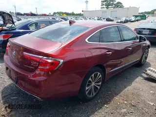 2017 Buick LaCrosse Premium z VIN 1G4ZR5SS2HU171941, wystawiony jako IAAI lot #42290705 z przebiegiem 53 828 mil mil oraz . Historia ofert i sprzedaży dostępna na DreamBid. Obrazek 4.