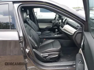 2024 Jeep Compass Limited z VIN 3C4NJDCN4RT608573, wystawiony jako IAAI lot #42510349 z przebiegiem 30 391 mil mil oraz . Historia ofert i sprzedaży dostępna na DreamBid. Obrazek 5.