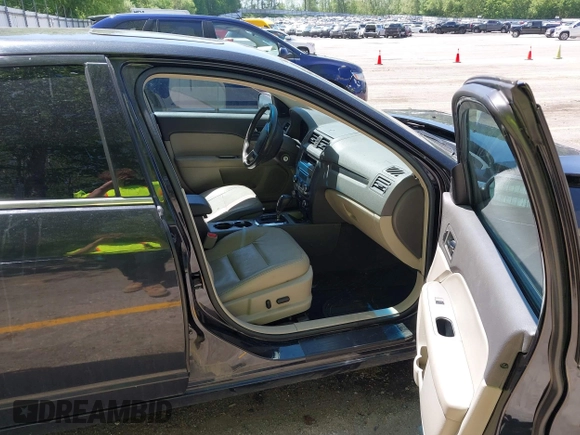 2012 Ford Fusion SEL with VIN 3FAHP0JGXCR412768, listed as a IAAI auction lot 42292499 with 125,843 mi miles and . Bid and sale history available at DreamBid. Image 5.