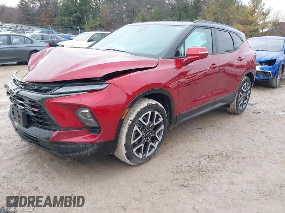2024 Chevrolet Blazer RS z VIN 3GNKBKRS1RS219856, wystawiony jako IAAI lot #41646667 z przebiegiem 11 947 mil mil oraz . Historia ofert i sprzedaży dostępna na DreamBid. Obrazek 2.