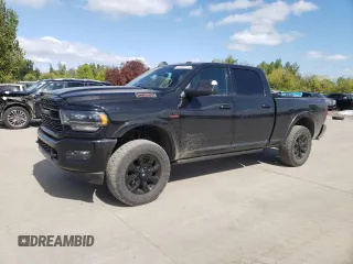 2020 Ram 2500 Limited z VIN 3C6UR5SL0LG273751, wystawiony jako Copart lot #52580975 z przebiegiem 101 615 mil mil oraz Szkoda całkowita • Salvage title. Historia ofert i sprzedaży dostępna na DreamBid. Obrazek 1.