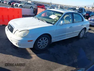 2002 Hyundai Sonata GLS with VIN KMHWF35H72A678701, listed as a IAAI auction lot 41335017 with 196,926 mi miles. Bid and sale history available at carsss.com. Image 2.