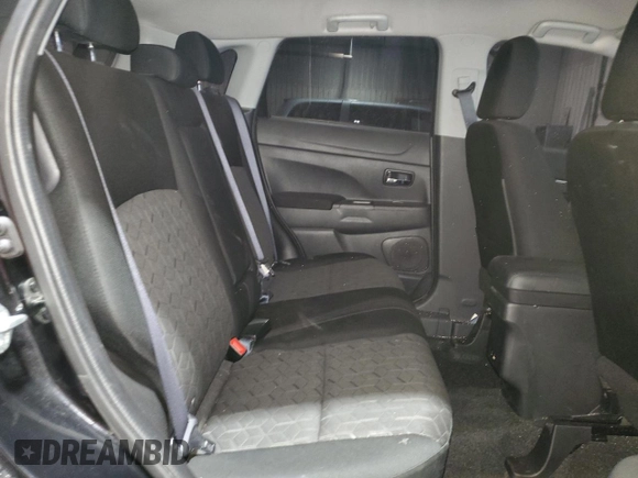 2023 Mitsubishi Outlander ES z VIN JA4ARUAU9PU012079, wystawiony jako Copart lot #52338905 z przebiegiem 31 458 mil mil oraz Szkoda całkowita • Salvage title. Historia ofert i sprzedaży dostępna na DreamBid. Obrazek 11.