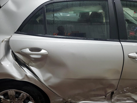 2021 Kia Rio S with VIN 3KPA25AD3ME433290, listed as a Copart auction lot 53537425 with 18,285 mi miles and Salvage Title. Bid and sale history available at DreamBid. Image 10.