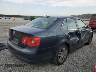 2005 Volkswagen Jetta 2.5L with VIN 3VWDG71K65M606300, listed as a Copart auction lot 57848515 with 108,928 mi miles and Salvage title. Bid and sale history available at DreamBid. Image 3.