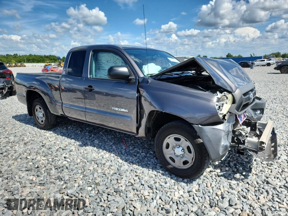 2015 Toyota Tacoma with VIN 5TFTX4CN6FX064308, listed as a Copart auction lot 61337815 with 87,209 mi miles and Salvage title. Bid and sale history available at DreamBid. Image 4.