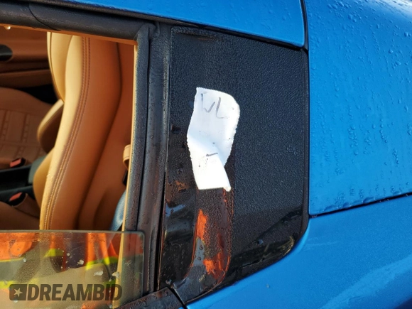 2018 Ferrari 488 z VIN ZFF80AMA9J0231686, wystawiony jako Copart lot #77623854 z przebiegiem Nie podano mil oraz Szkody całkowita. Historia ofert i sprzedaży dostępna na DreamBid. Obrazek 12.