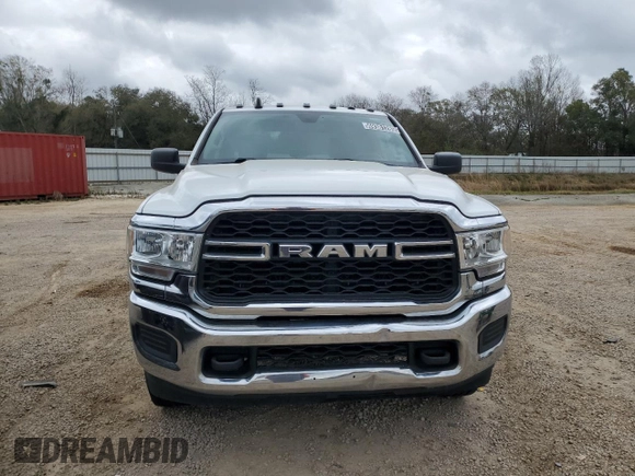 2019 Ram 2500 Tradesman with VIN 3C6UR5CJ1KG602663, listed as a Copart auction lot 49381285 with 222,764 mi miles and Clean Title. Bid and sale history available at carsss.com. Image 5.
