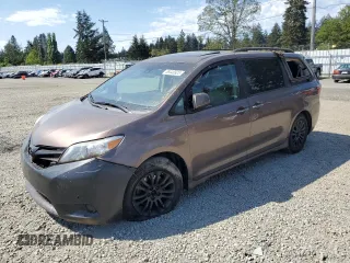 2019 Toyota Sienna XLE Auto Access Seat с VIN 5TDYZ3DC2KS019745, выставлен на аукционе Copart как лот 55448925 с пробегом 140 512 миль миль и Списание • Salvage title. История ставок и продаж доступна на DreamBid. Изображение 1.