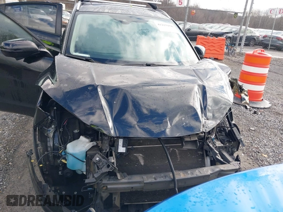 2019 Honda HR-V EX with VIN 3CZRU5H54KM729427, listed as a IAAI auction lot 41215958 with 81,957 mi miles. Bid and sale history available at carsss.com. Image 12.