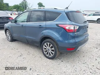 2018 Ford Escape Titanium z VIN 1FMCU0J91JUC00941, wystawiony jako IAAI lot #42679897 z przebiegiem 110 884 mil mil oraz . Historia ofert i sprzedaży dostępna na DreamBid. Obrazek 3.