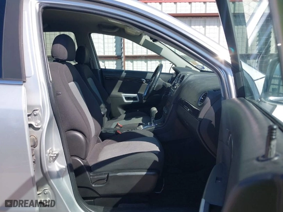 2014 Chevrolet Captiva Sport Fleet LS with VIN 3GNAL2EK0ES578236, listed as a IAAI auction lot 41972400 with 125,908 mi miles. Bid and sale history available at carsss.com. Image 5.