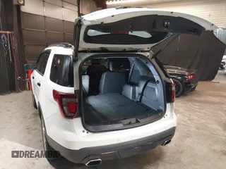 2017 Ford Explorer Sport with VIN 1FM5K8GT7HGA40069, listed as a IAAI auction lot 41992794 with 128,697 mi miles and . Bid and sale history available at carsss.com. Image 3.