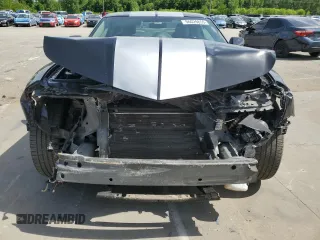 2015 Chevrolet Camaro LT z VIN 2G1FF1E37F9154200, wystawiony jako Copart lot #56029855 z przebiegiem 32 667 mil mil oraz Szkoda całkowita • Salvage title. Historia ofert i sprzedaży dostępna na DreamBid. Obrazek 5.