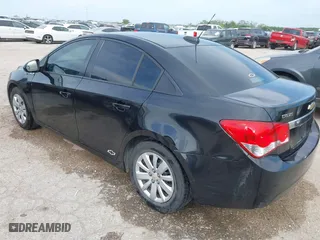 2015 Chevrolet Cruze LS with VIN 1G1PA5SH5F7153512, listed as a IAAI auction lot 42004713 with 166,693 mi miles. Bid and sale history available at carsss.com. Image 3.
