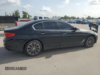 2017 BMW 5 Series 530i z VIN WBAJA5C34HG456328, wystawiony jako Copart lot #60227685 z przebiegiem 121 615 mil mil oraz Czysty tytuł • Clean title. Historia ofert i sprzedaży dostępna na DreamBid. Obrazek 3.