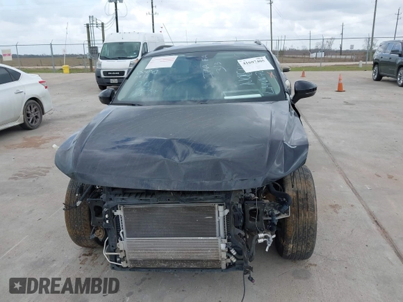 2020 Volkswagen Tiguan SE with VIN 3VV3B7AX7LM067046, listed as a IAAI auction lot 41697405 with 53,573 mi miles and . Bid and sale history available at DreamBid. Image 6.