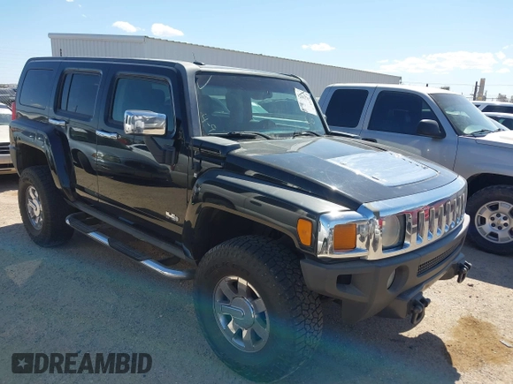 2007 Hummer H3 SUV with VIN 5GTDN13E578153252, listed as a IAAI auction lot 42003767 with 130,810 mi miles. Bid and sale history available at carsss.com. Image 1.