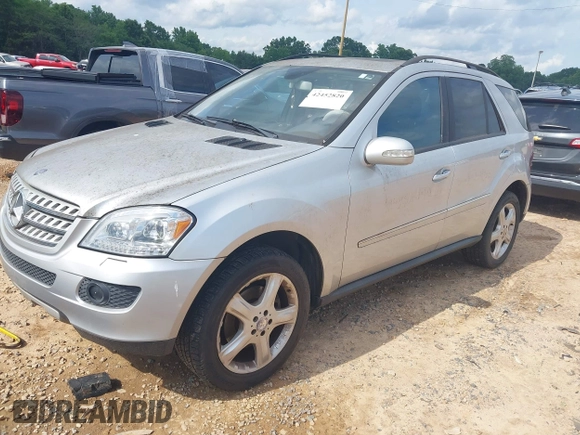 2008 Mercedes-Benz M 350 с VIN 4JGBB86E68A413949, выставлен на аукционе IAAI как лот 42452820 с пробегом 145 765 миль миль и . История ставок и продаж доступна на DreamBid. Изображение 2.