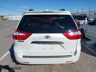 2016 Toyota Sienna XLE with VIN 5TDYK3DC1GS728176, listed as a IAAI auction lot 40878539 with 360,030 mi miles. Bid and sale history available at carsss.com. Image 16.