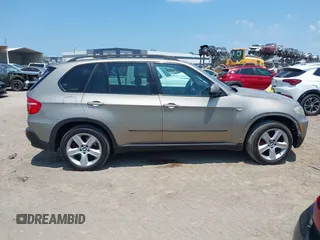 2007 BMW X5 3.0si z VIN 5UXFE43527L010725, wystawiony jako IAAI lot #42179894 z przebiegiem 174 074 mil mil oraz . Historia ofert i sprzedaży dostępna na DreamBid. Obrazek 13.