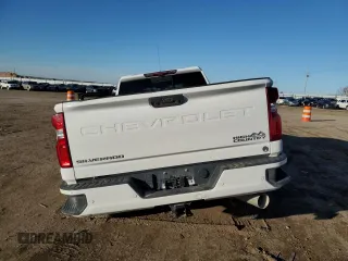 2021 Chevrolet Silverado 3500HD High Country with VIN 1GC4YVEY3MF135272, listed as a Copart auction lot 81299644 with Not Provided miles and Salvage Title. Bid and sale history available at carsss.com. Image 6.