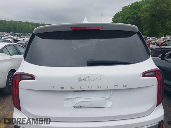 2024 Kia Telluride LX z VIN 5XYP24GC1RG411138, wystawiony jako IAAI lot #42144580 z przebiegiem Nie podano mil oraz . Historia ofert i sprzedaży dostępna na DreamBid. Obrazek 16.