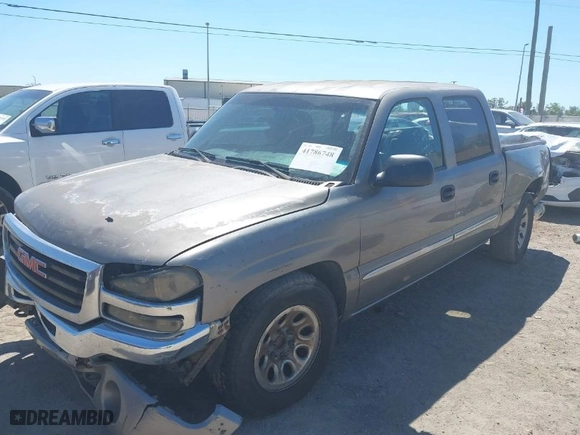 2007 GMC Sierra 1500 Classic SL with VIN 2GTEC13VX71162484, listed as a IAAI auction lot 41786748 with 383,881 mi miles. Bid and sale history available at carsss.com. Image 2.