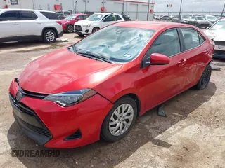 2018 Toyota Corolla L z VIN 5YFBURHE6JP755257, wystawiony jako IAAI lot #42155481 z przebiegiem 79 138 mil mil oraz . Historia ofert i sprzedaży dostępna na DreamBid. Obrazek 18.