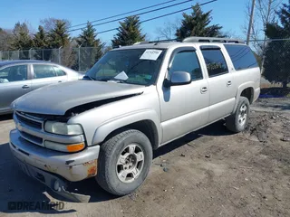 2004 Chevrolet Suburban LS with VIN 3GNFK16Z14G220272, listed as a IAAI auction lot 41768348 with 283,233 mi miles. Bid and sale history available at carsss.com. Image 2.