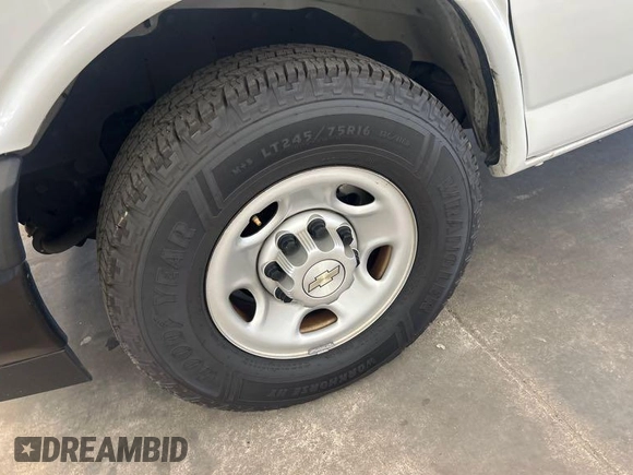 2021 Chevrolet Express Cargo with VIN 1GCWGAFP2M1309369, listed as a IAAI auction lot 42677849 with 115,510 mi miles and . Bid and sale history available at DreamBid. Image 10.