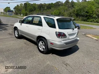 2003 Lexus RX 300 z VIN JTJHF10U330298457, wystawiony jako Copart lot #58005605 z przebiegiem 232 639 mil mil oraz Czysty tytuł • Clean title. Historia ofert i sprzedaży dostępna na DreamBid. Obrazek 3.