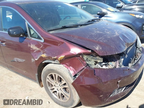 2013 Honda Odyssey EX-L with VIN 5FNRL5H61DB017398, listed as a IAAI auction lot 41689227 with 159,361 mi miles and . Bid and sale history available at carsss.com. Image 6.