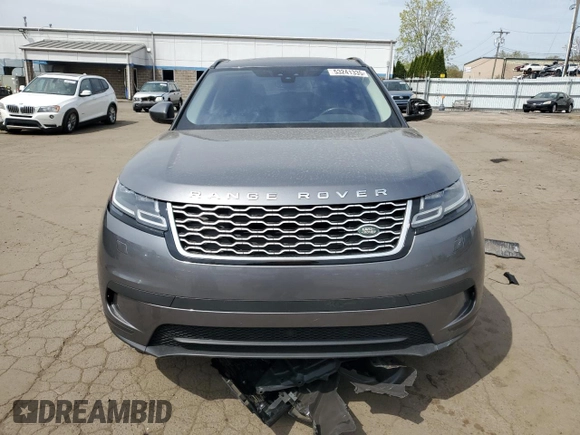 2018 Land Rover Range Rover Velar S z VIN SALYB2RN4JA769113, wystawiony jako Copart lot #53241335 z przebiegiem 59 368 mil mil oraz Szkoda całkowita • Salvage title. Historia ofert i sprzedaży dostępna na DreamBid. Obrazek 5.